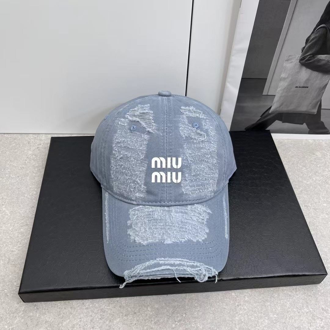 Miu Miu Caps